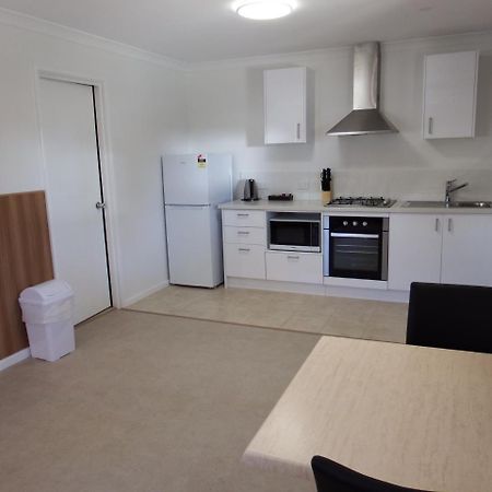 Australind Tourist Park Hotel Buitenkant foto