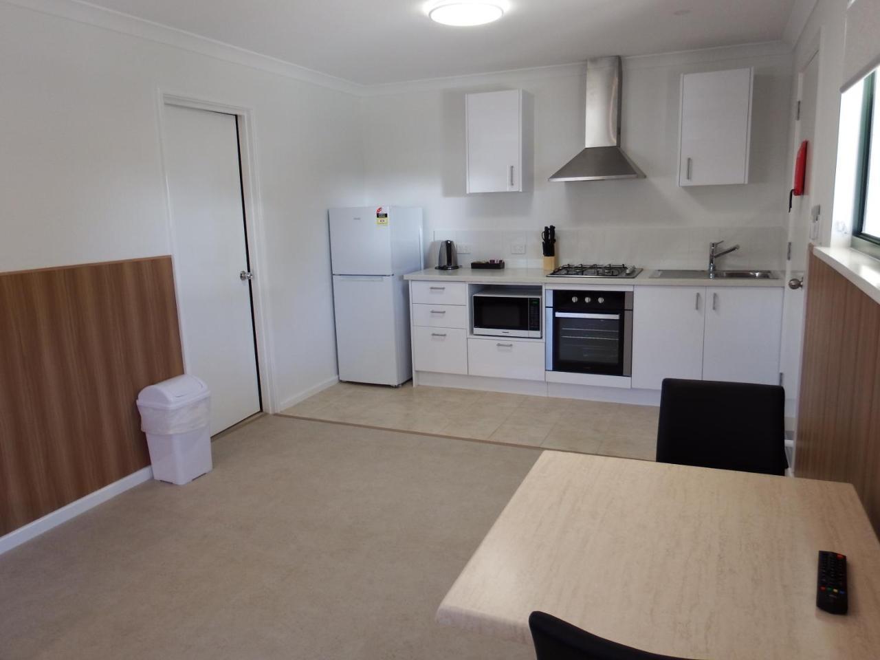 Australind Tourist Park Hotel Buitenkant foto
